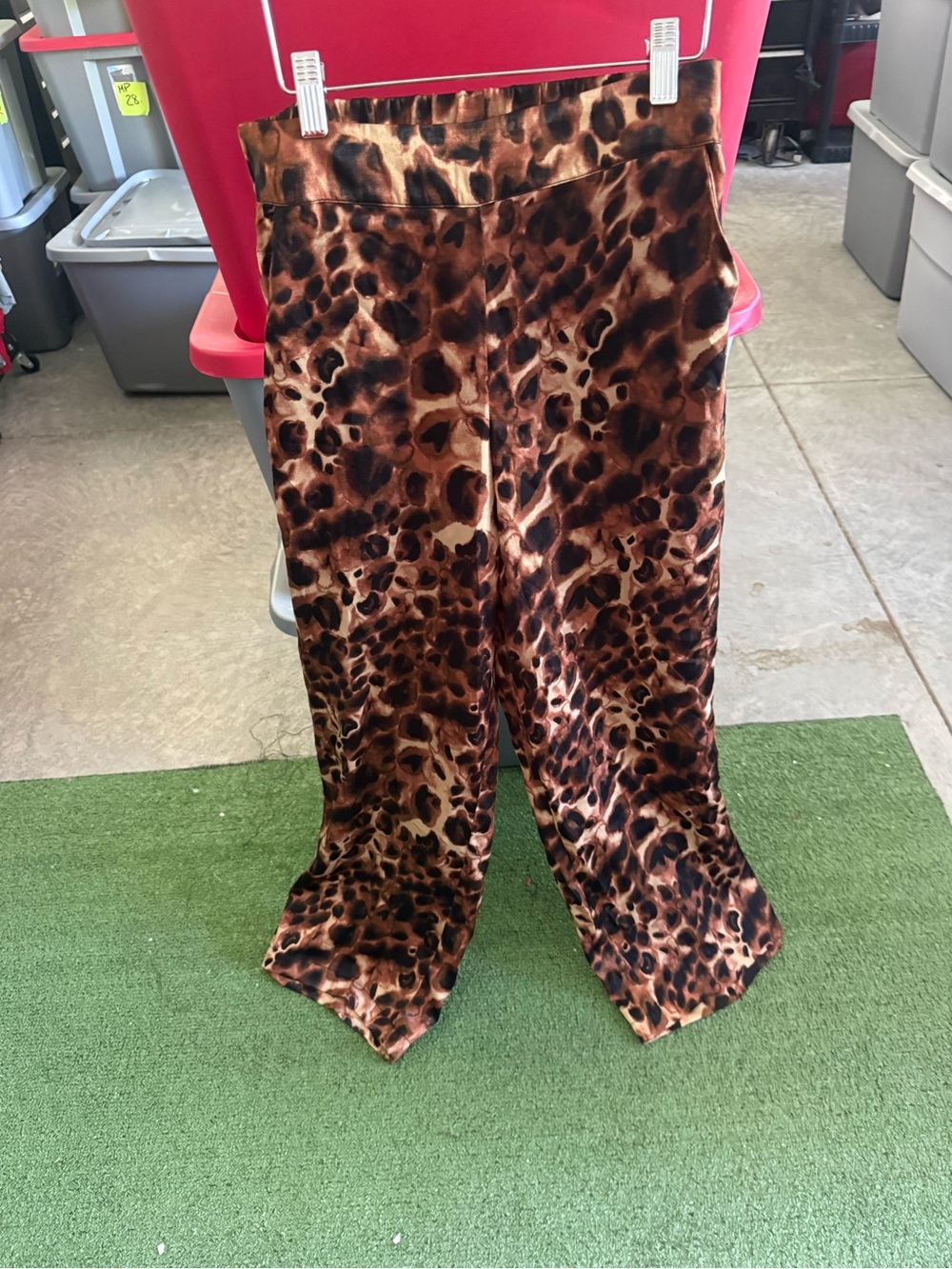 Leopard Print Lounge Pants - Brown p32
